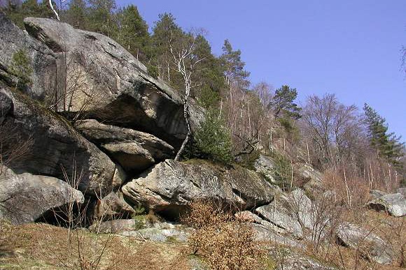 Pulčínské skály (30. 3. 2002), foto © Zdeněk Podešva